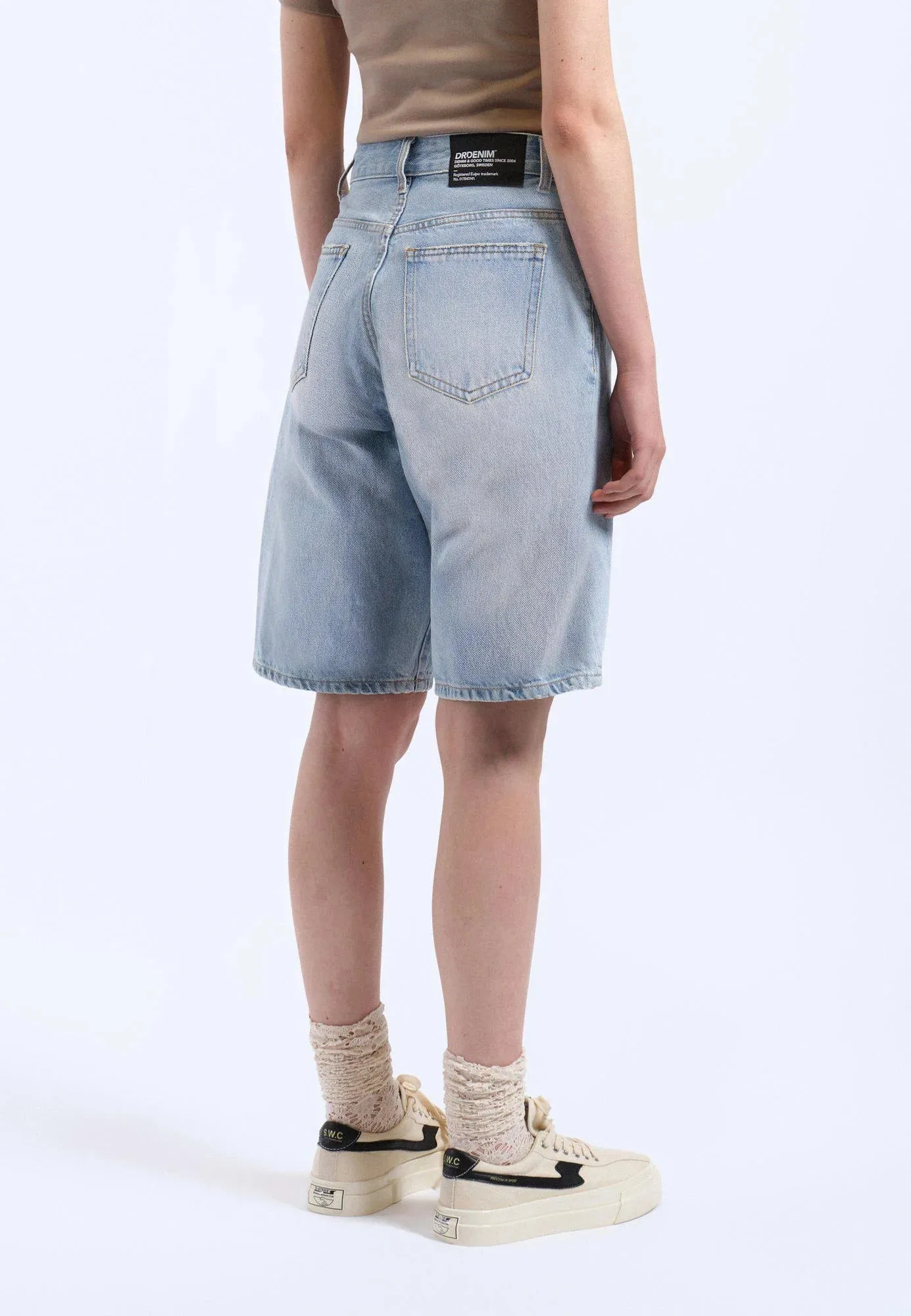 DR DENIM - BERMUDA BELLA - CANYON LIGHT VINTAGE - PÉ25