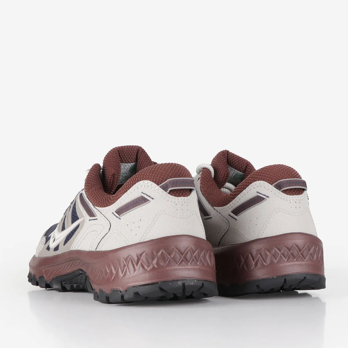 Editors Pick Saucony Grid Peak Shoes  Going Fast!