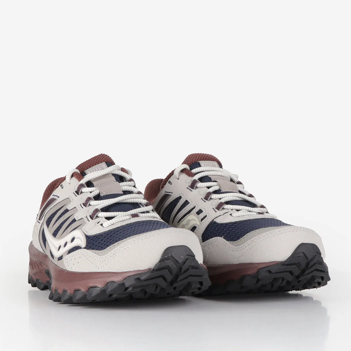 Editors Pick Saucony Grid Peak Shoes  Going Fast!