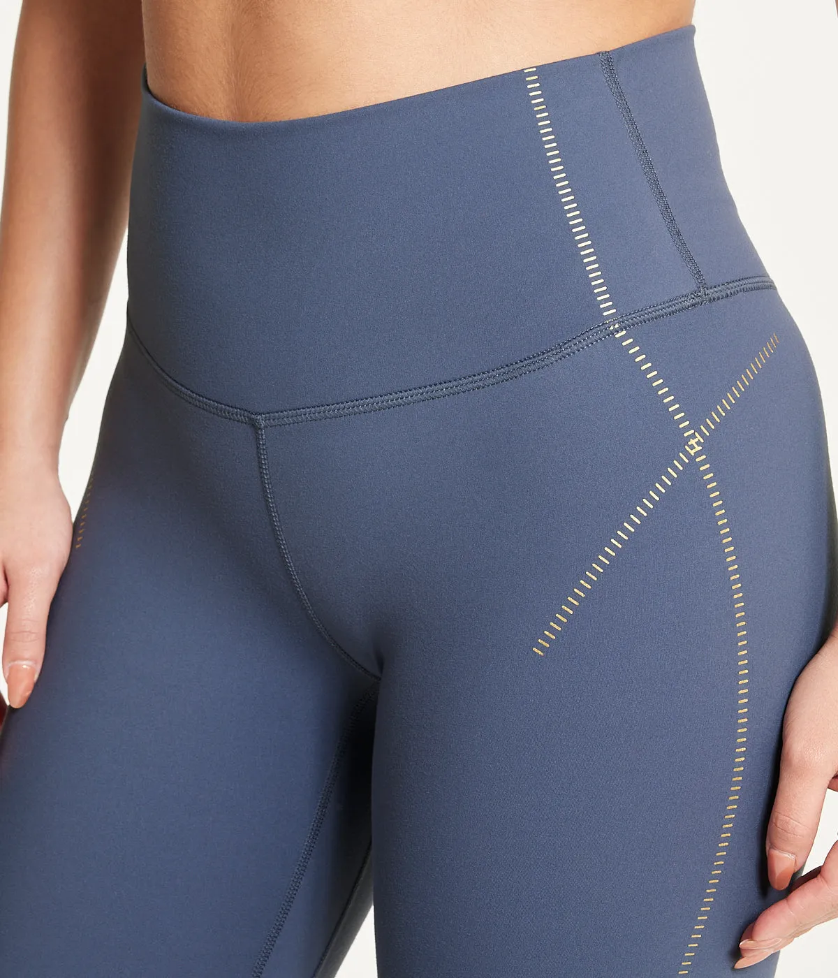 Insta-Worthy Contrast Stich Legging  Stylish & Comfortable