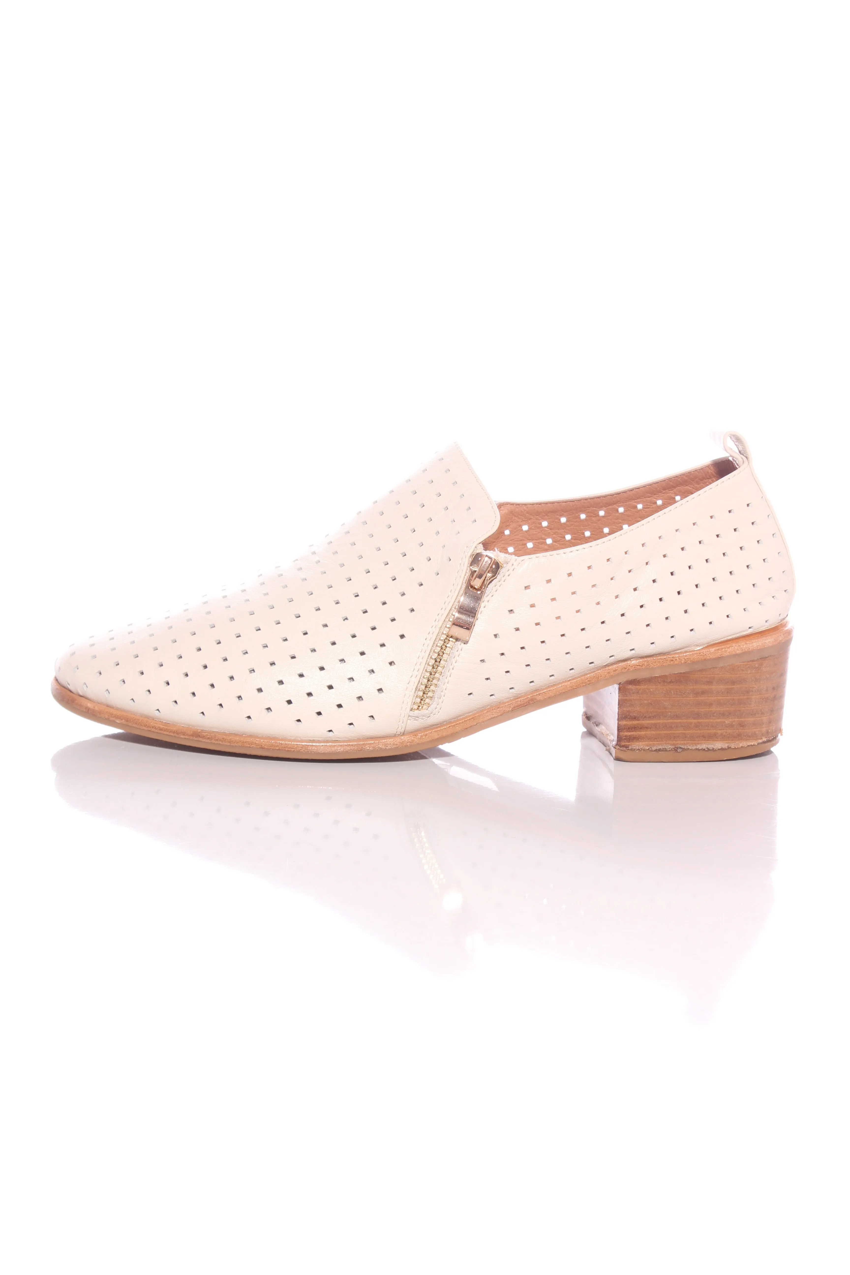 ISABELLA ANSELMI "Dash" Perforated leather loafer! 41