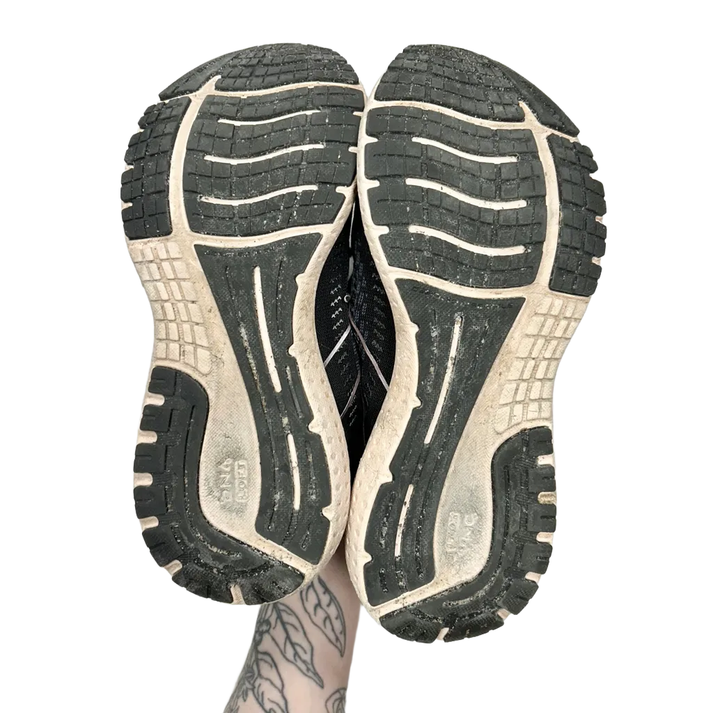 Shoes Athletic By Brooks  Size: 8.5