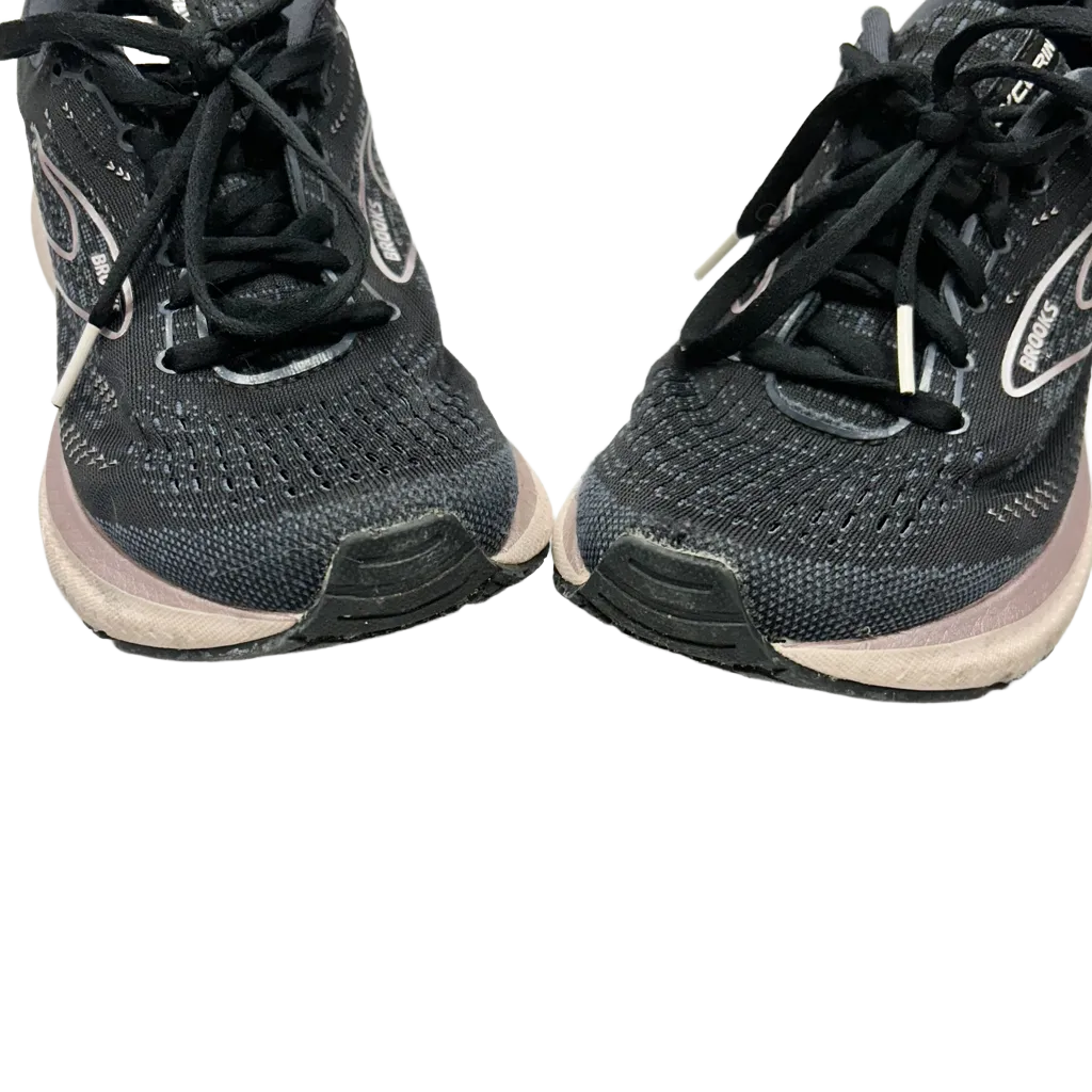 Shoes Athletic By Brooks  Size: 8.5
