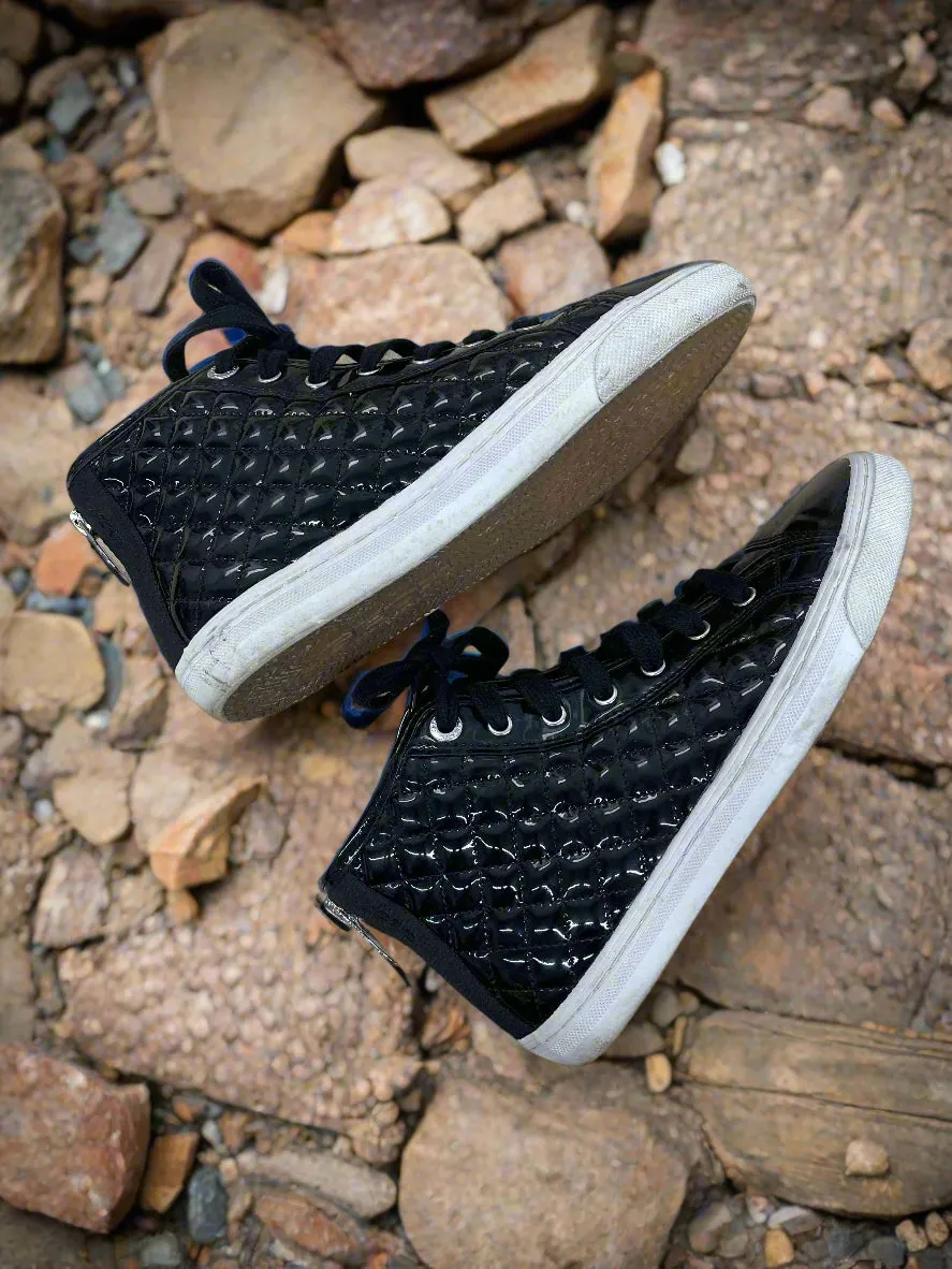 Top Rated Womens Geox Sneakers, Size 6  Limited Stock!