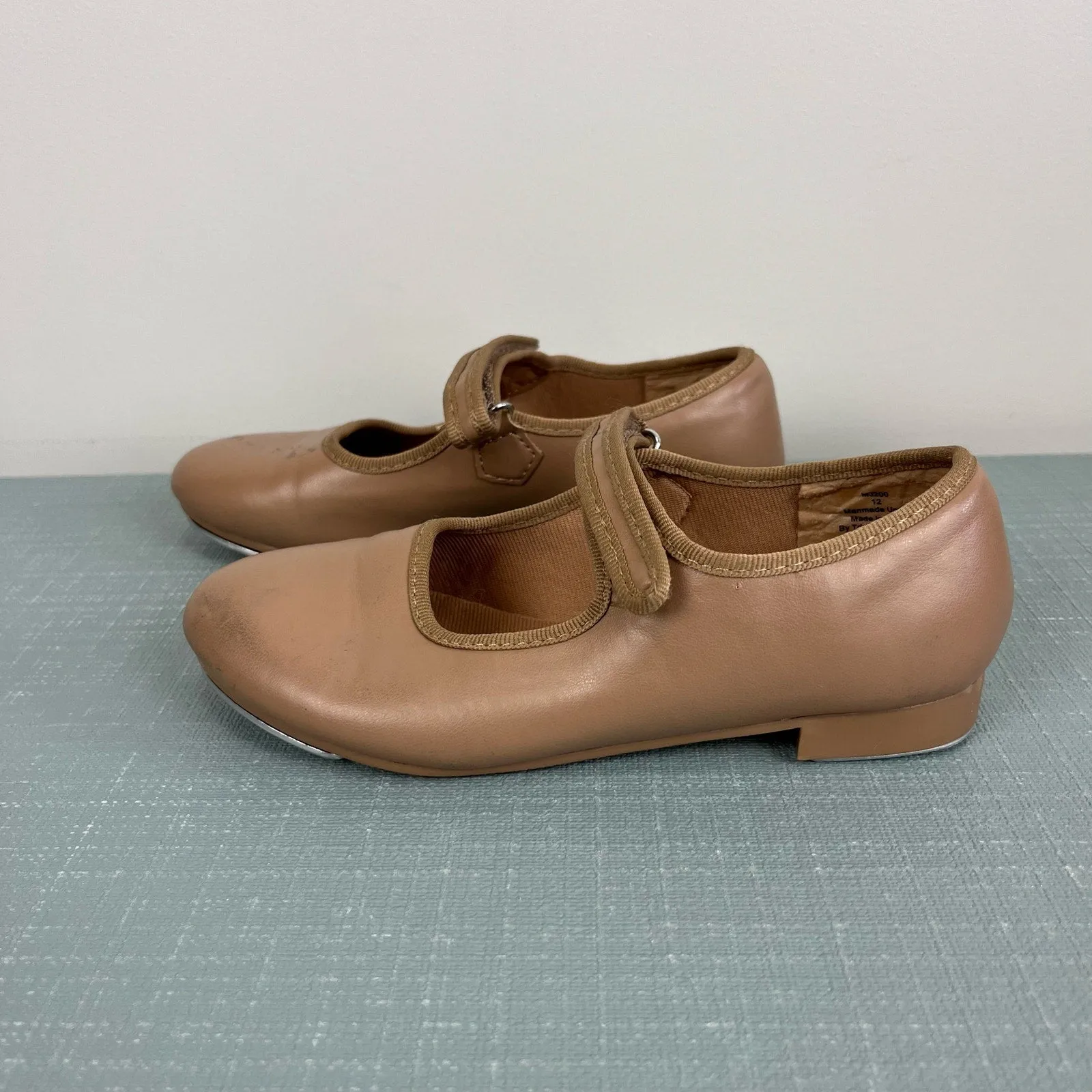 Trending Now Dance Class Toddler Molly Jane Caramel Tap Shoes with Straps 12  Today Only!