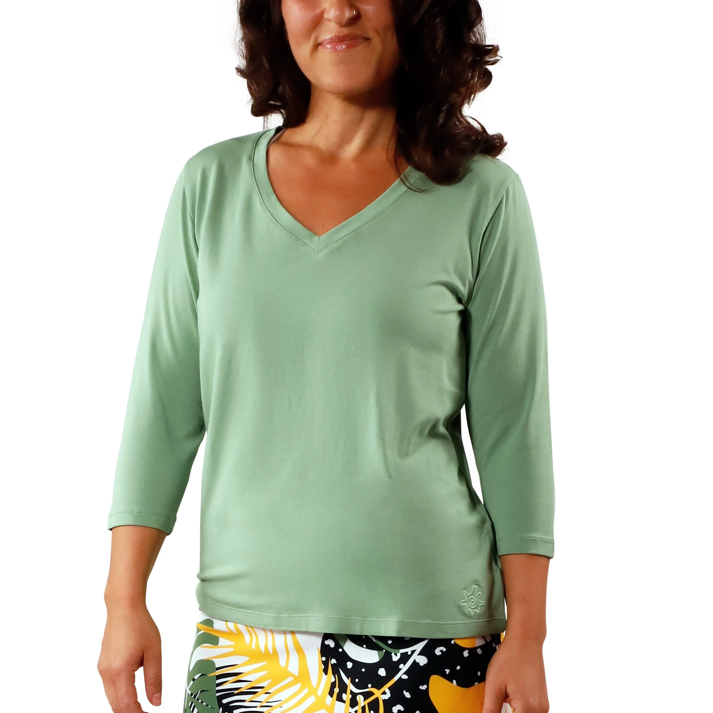 Women's 3/4 Sleeve V-Neck R&R Tee