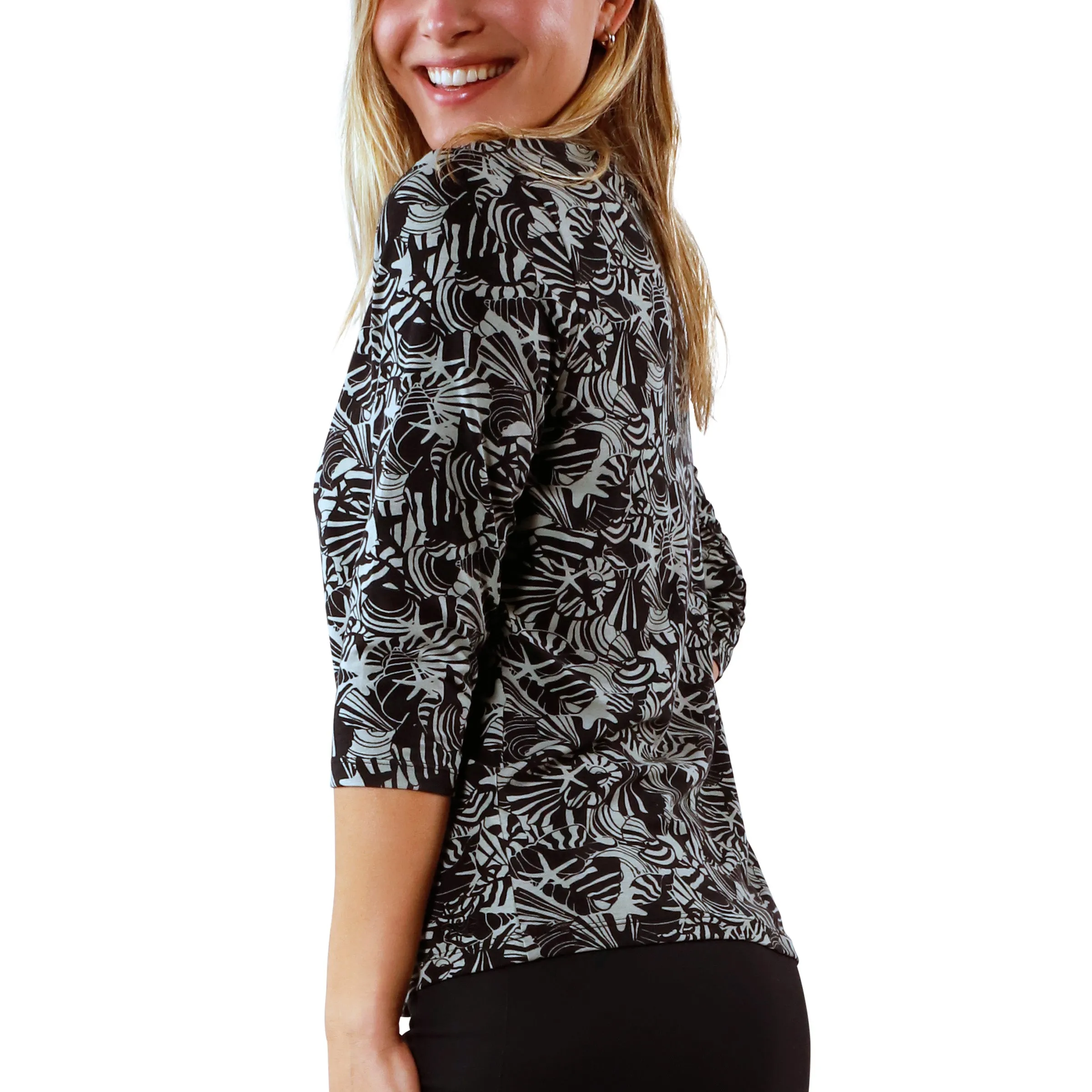 Women's 3/4 Sleeve V-Neck R&R Tee